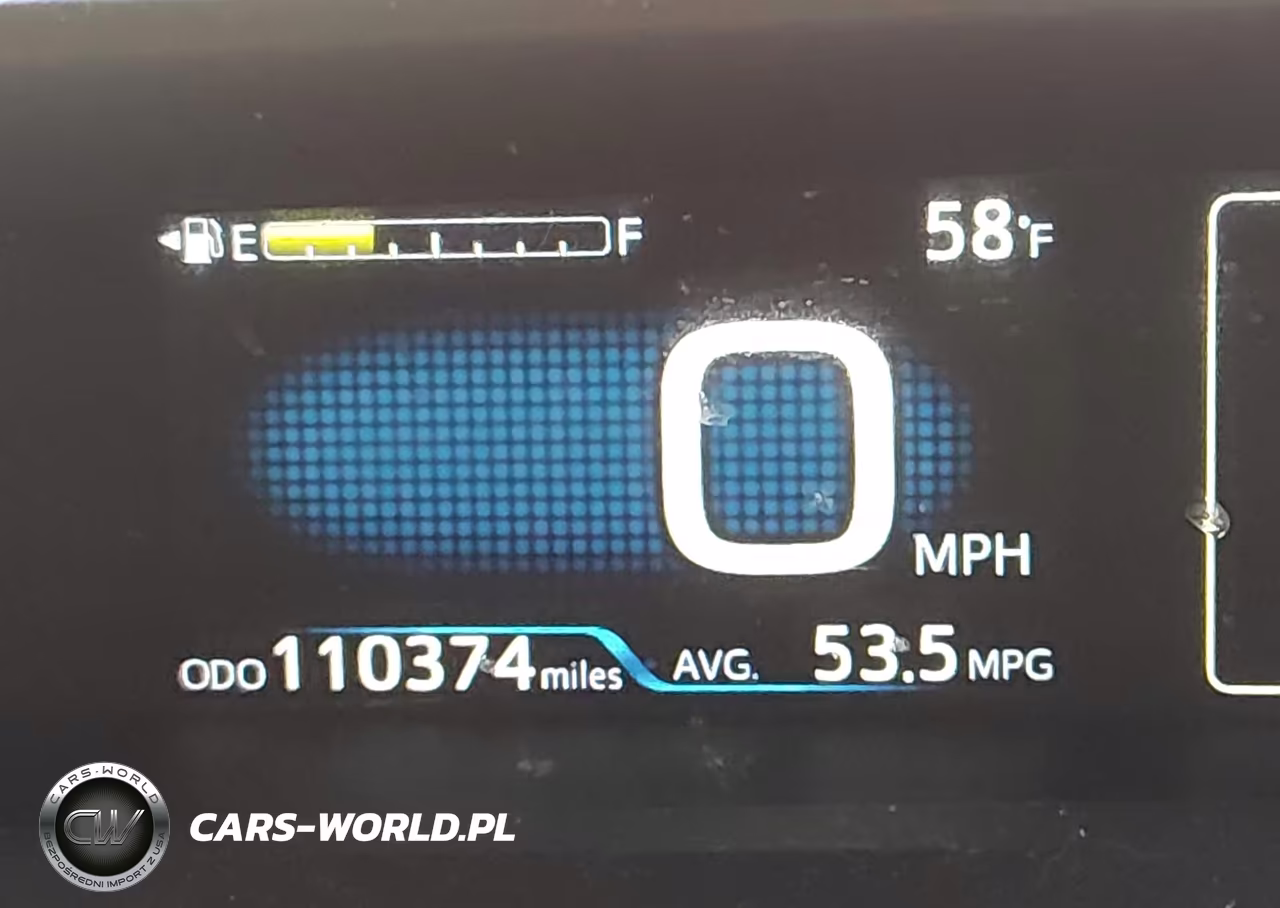 2016 Toyota Prius Three VIN:JTDKARFU2G3522402 - 16