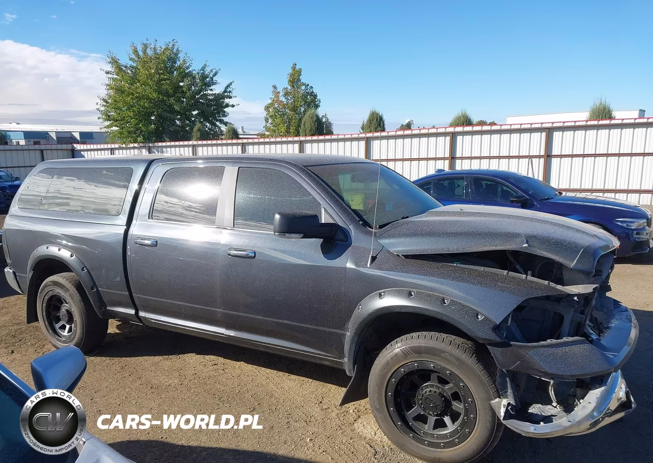 2018 Ram 1500 Big Horn 4X4 6'4 Box VIN:1C6RR7TT7JS205372 - 14