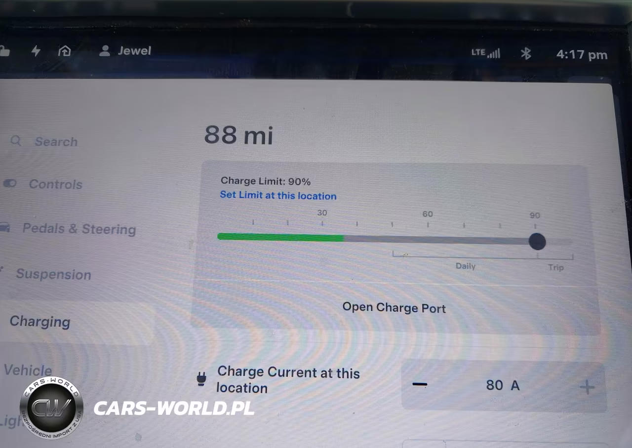 2013 Tesla Model S VIN:5YJSA1DN3DFP24757 - 17