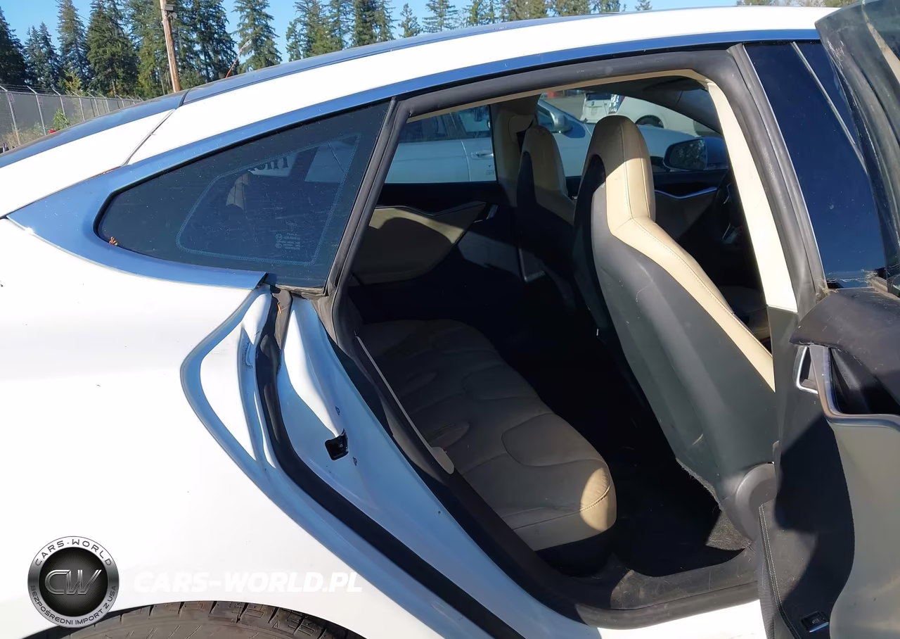 2013 Tesla Model S VIN:5YJSA1DN3DFP24757 - 8