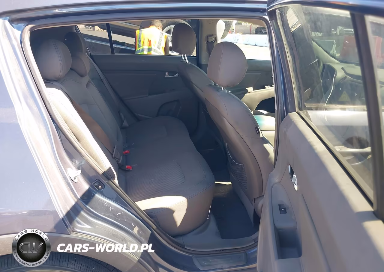 2015 Kia Sportage Lx VIN:KNDPB3AC5F7786140 - 8