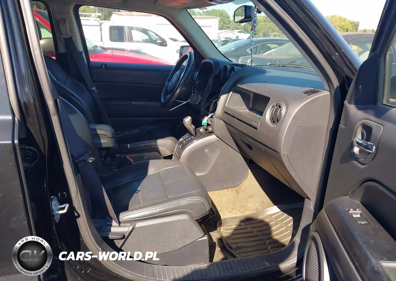 2016 Jeep Patriot High Altitude Edition VIN:1C4NJRFB5GD745751 - 5