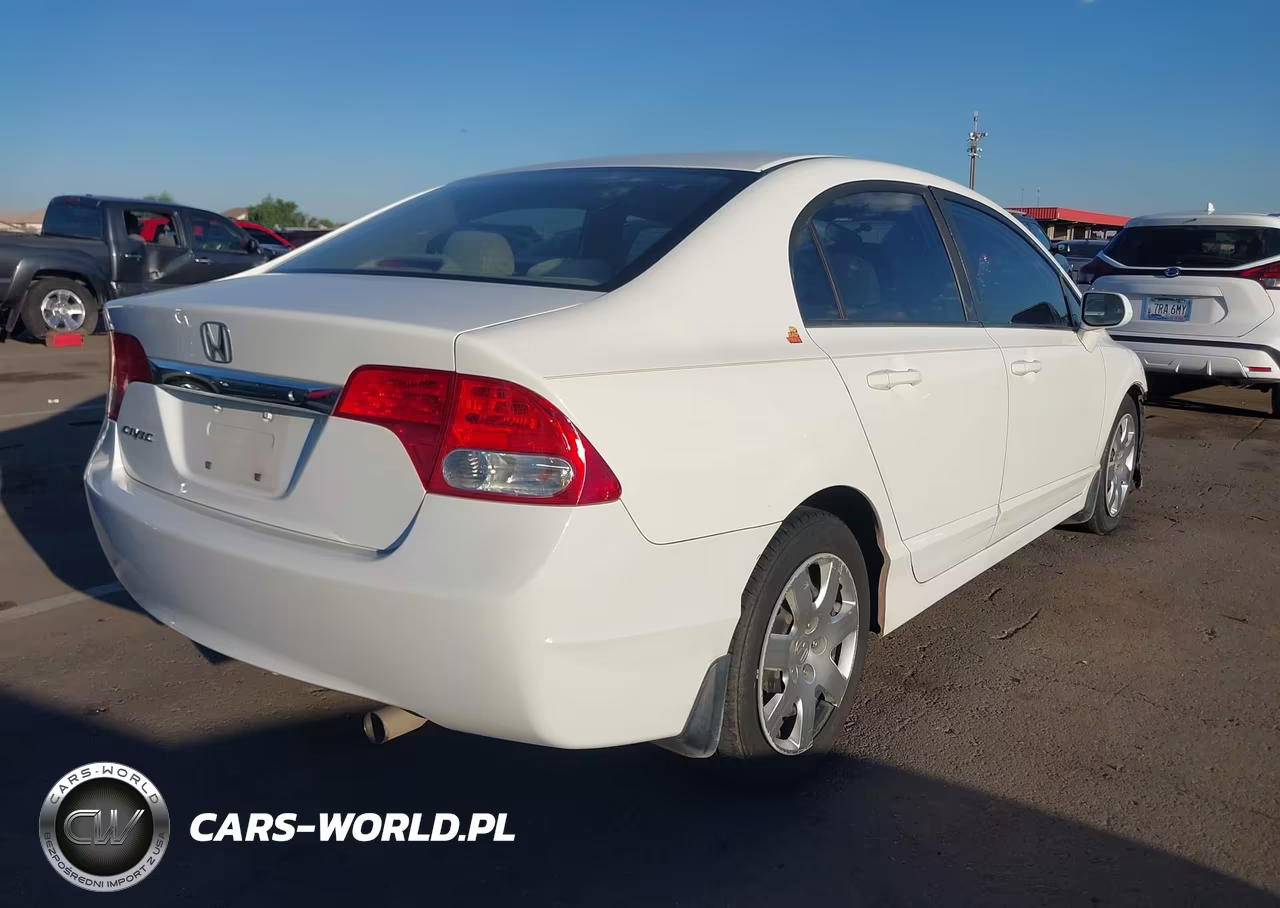 2010 Honda Civic Lx VIN:19XFA1F58AE034356 - 4