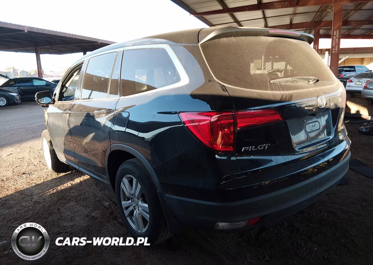 2018 Honda Pilot Lx VIN:5FNYF5H19JB025719 - 3