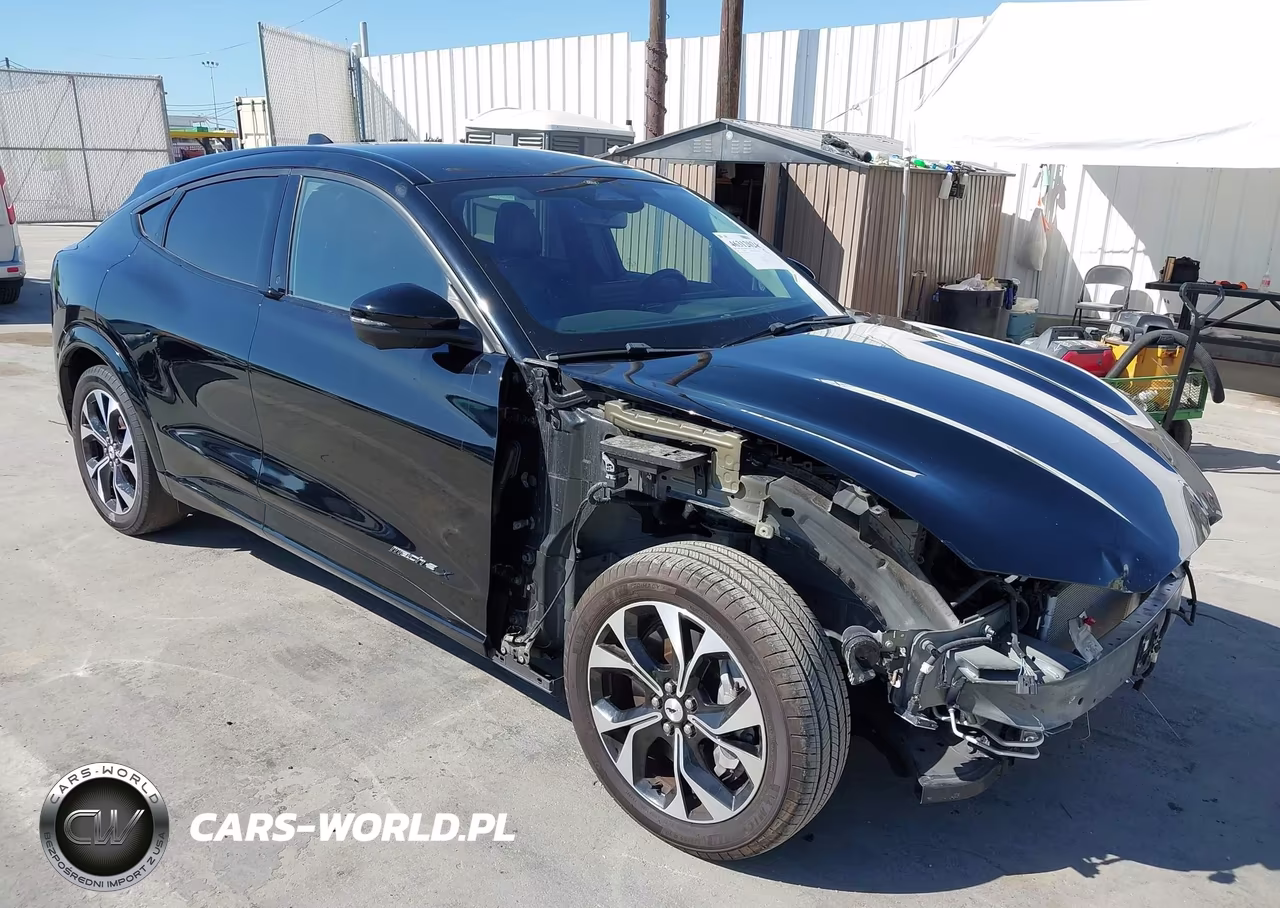 2022 Ford Mustang Mach-E Premium