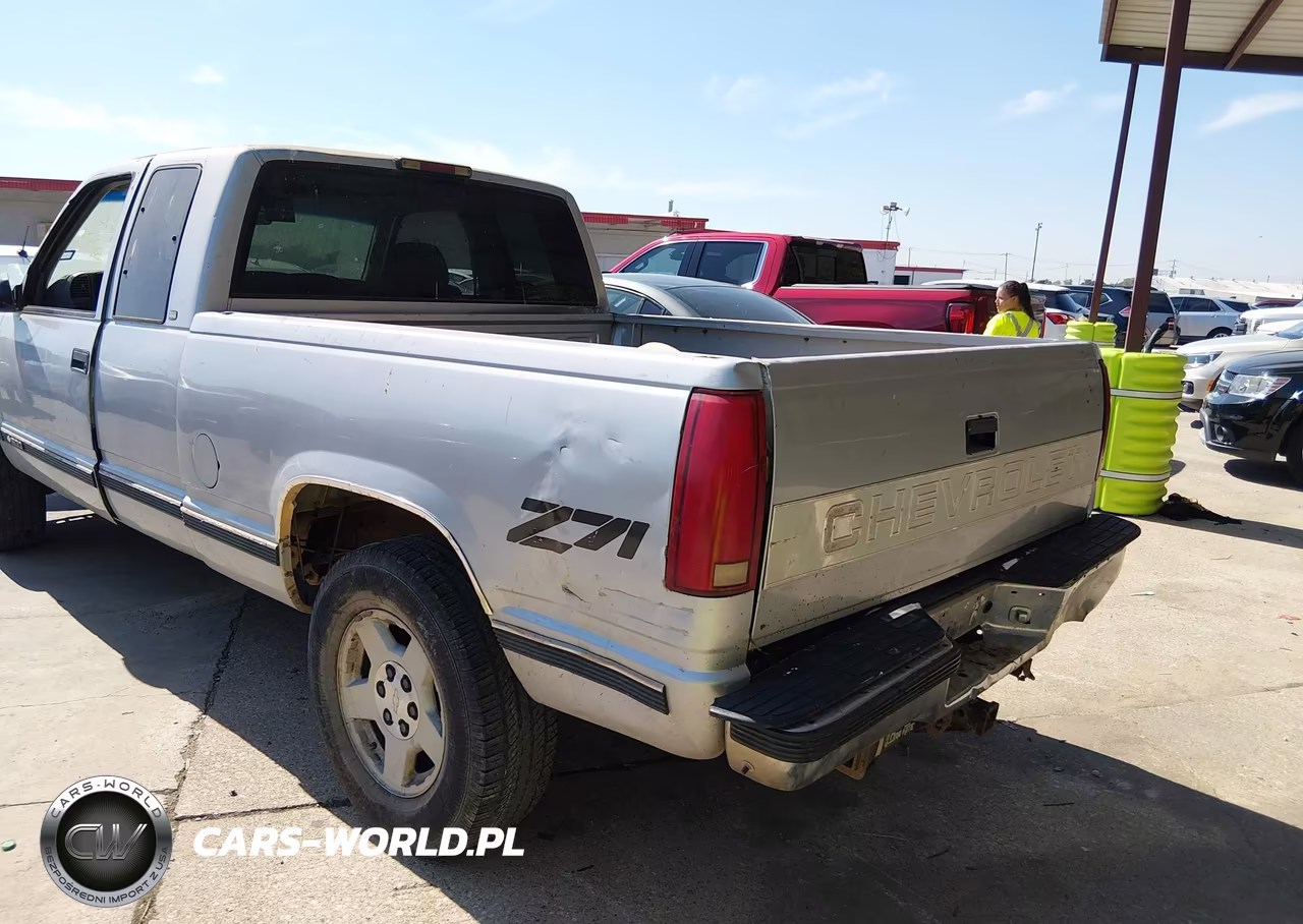 1997 Chevrolet K1500 Fleetside VIN:2GCEK19RXV1219745 - 3