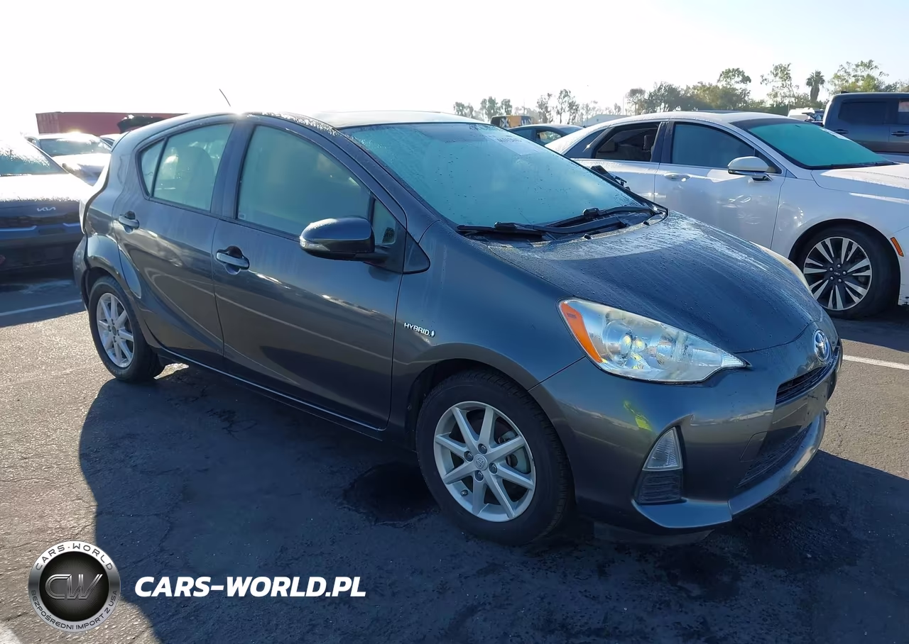 2013 Toyota Prius C Three