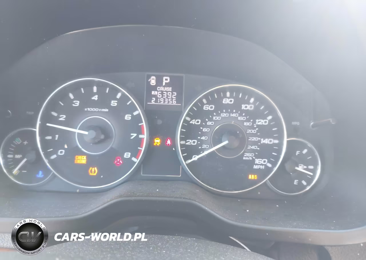 2011 Subaru Outback 3.6R Limited VIN:4S4BRDLCXB2328833 - 7