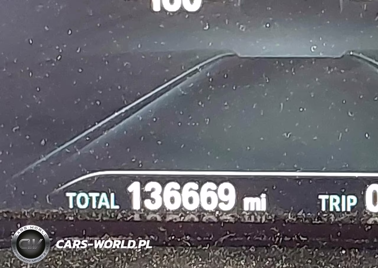 2018 BMW X3 xDrive30I VIN:5UXTR9C52JLC82240 - 16