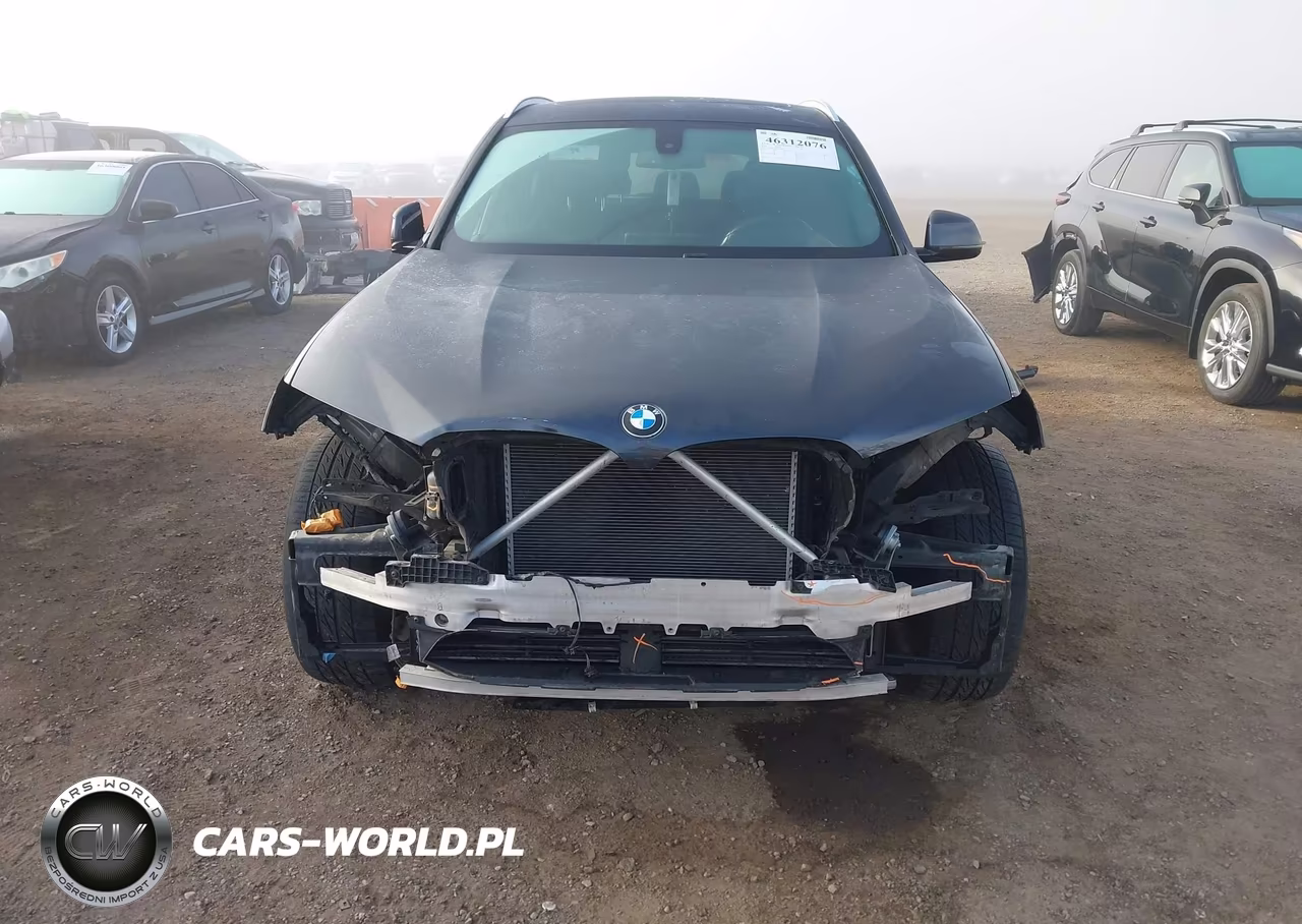 2018 BMW X3 xDrive30I VIN:5UXTR9C52JLC82240 - 6