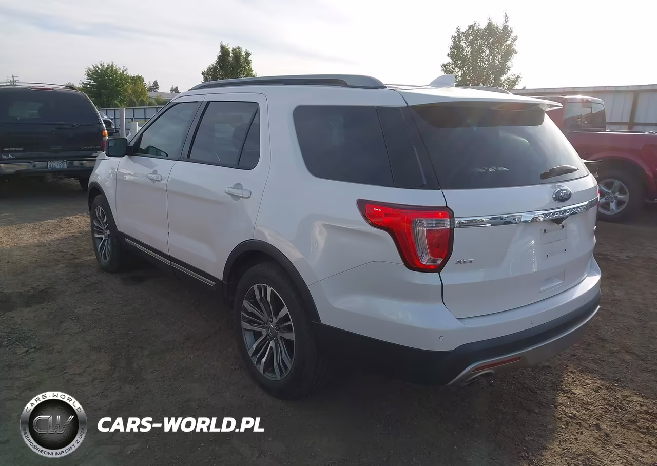 2016 Ford Explorer Xlt VIN:1FM5K8DH8GGD25121 - 3
