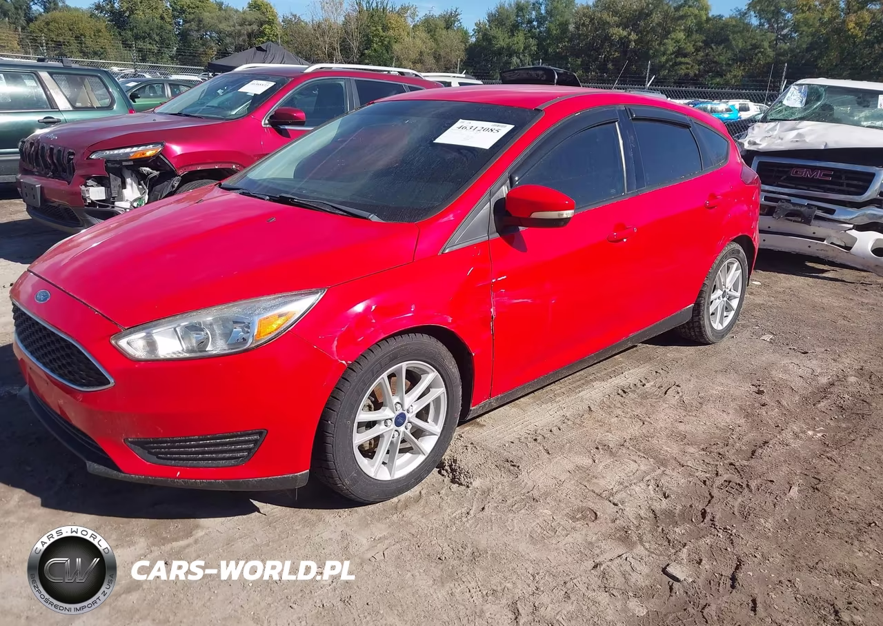 2017 Ford Focus Se VIN:1FADP3K25HL233014 - 2