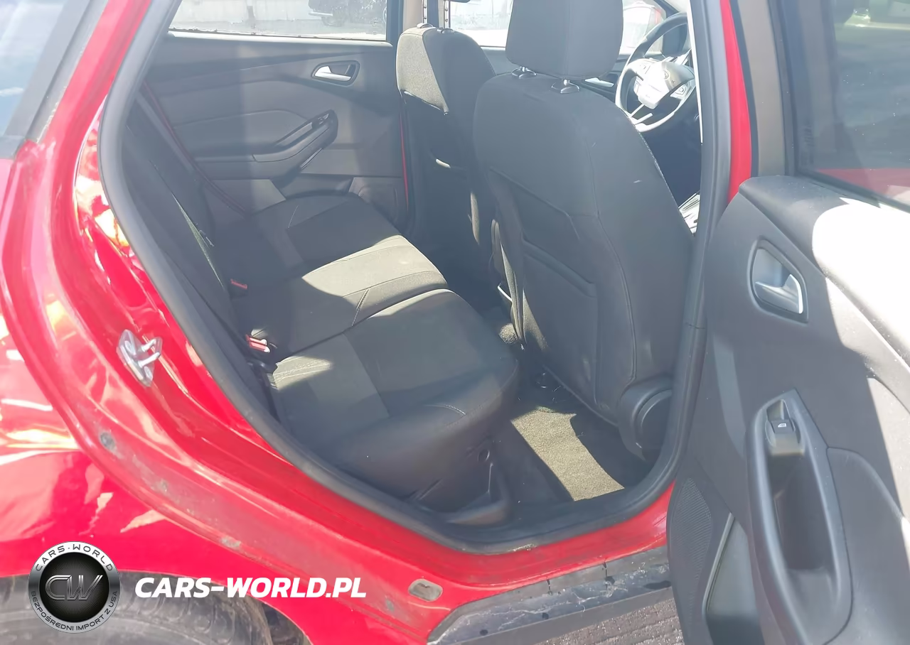 2017 Ford Focus Se VIN:1FADP3K25HL233014 - 8