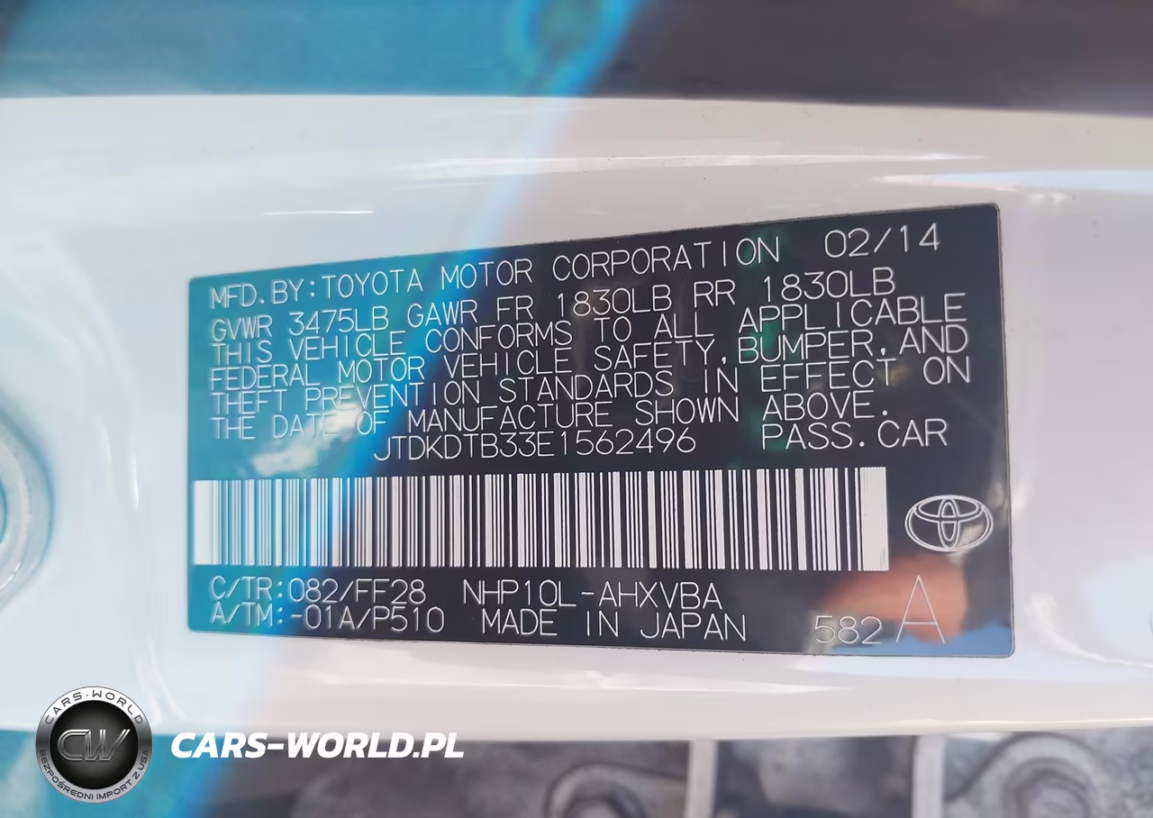 2014 Toyota Prius C Two VIN:JTDKDTB33E1562496 - 9