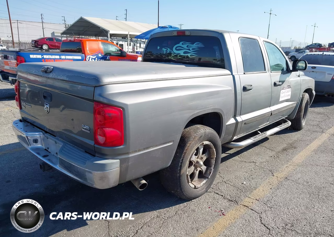 2005 Dodge Dakota Slt VIN:1D7HE48N45S273018 - 4