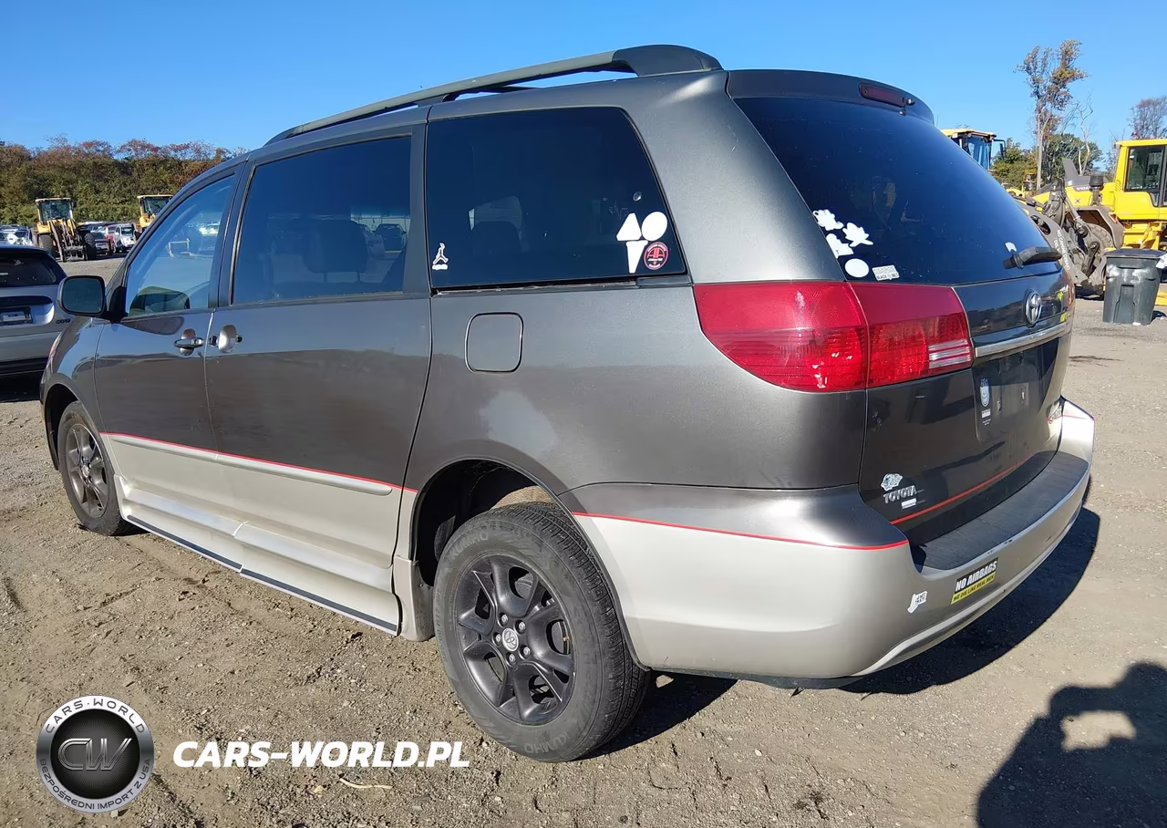 2005 Toyota Sienna Xle VIN:5TDZA22CX5S221195 - 3