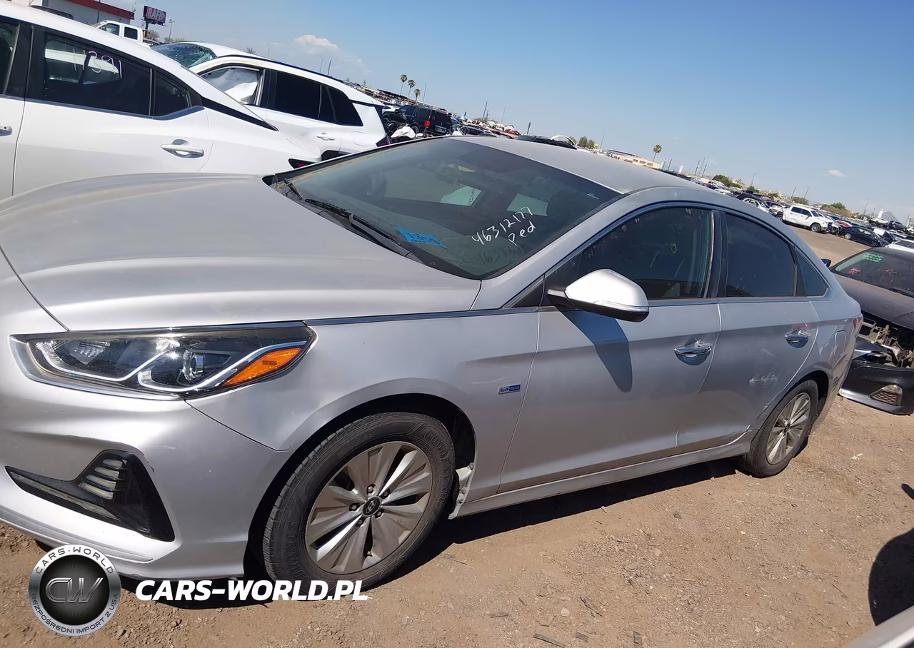 2019 Hyundai Sonata Hybrid Se VIN:KMHE24L36KA084539 - 13