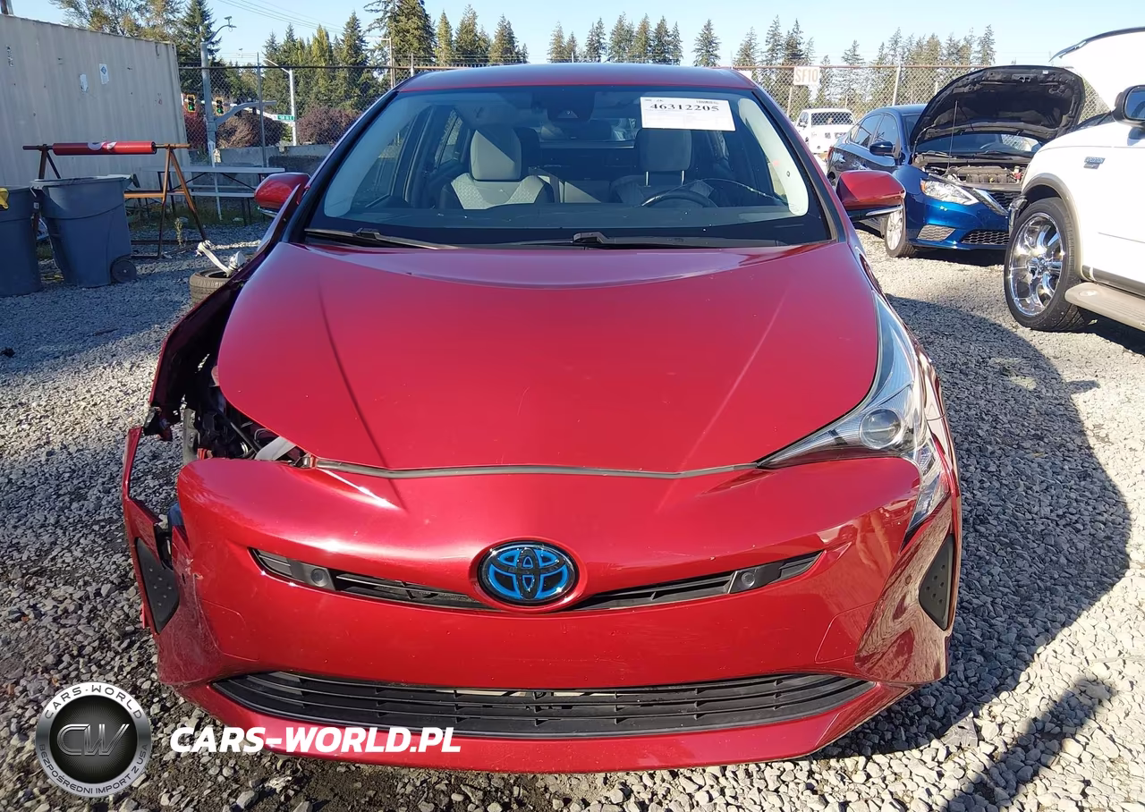 2018 Toyota Prius Three VIN:JTDKARFU4J3549981 - 12