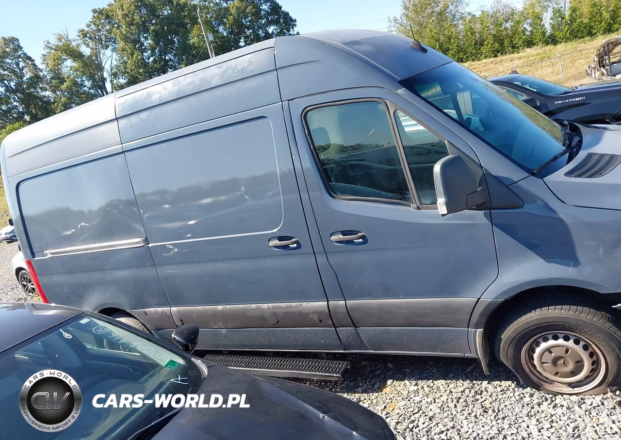 2019 Mercedes-Benz Sprinter 2500 High Roof V6 VIN:WD4PF0CD5KP098096 - 13