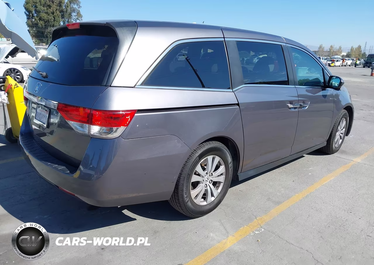 2015 Honda Odyssey Ex VIN:5FNRL5H44FB058643 - 4