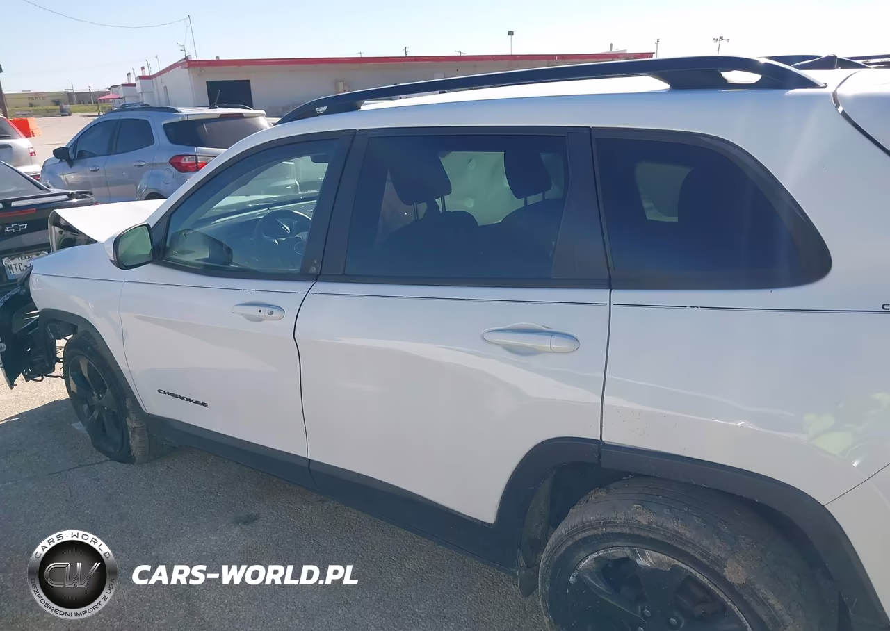 2016 Jeep Cherokee Altitude VIN:1C4PJLCB8GW158734 - 14