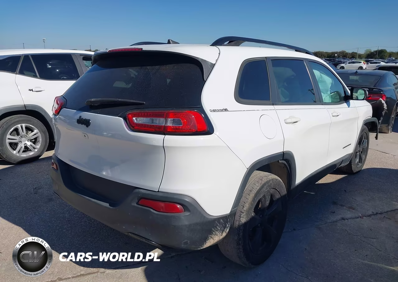 2016 Jeep Cherokee Altitude VIN:1C4PJLCB8GW158734 - 4