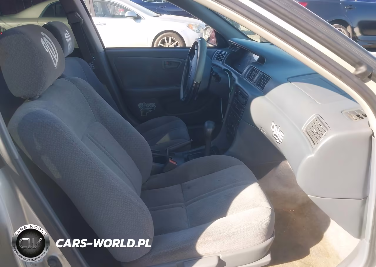 2000 Toyota Camry Le VIN:4T1BG22K7YU618642 - 5