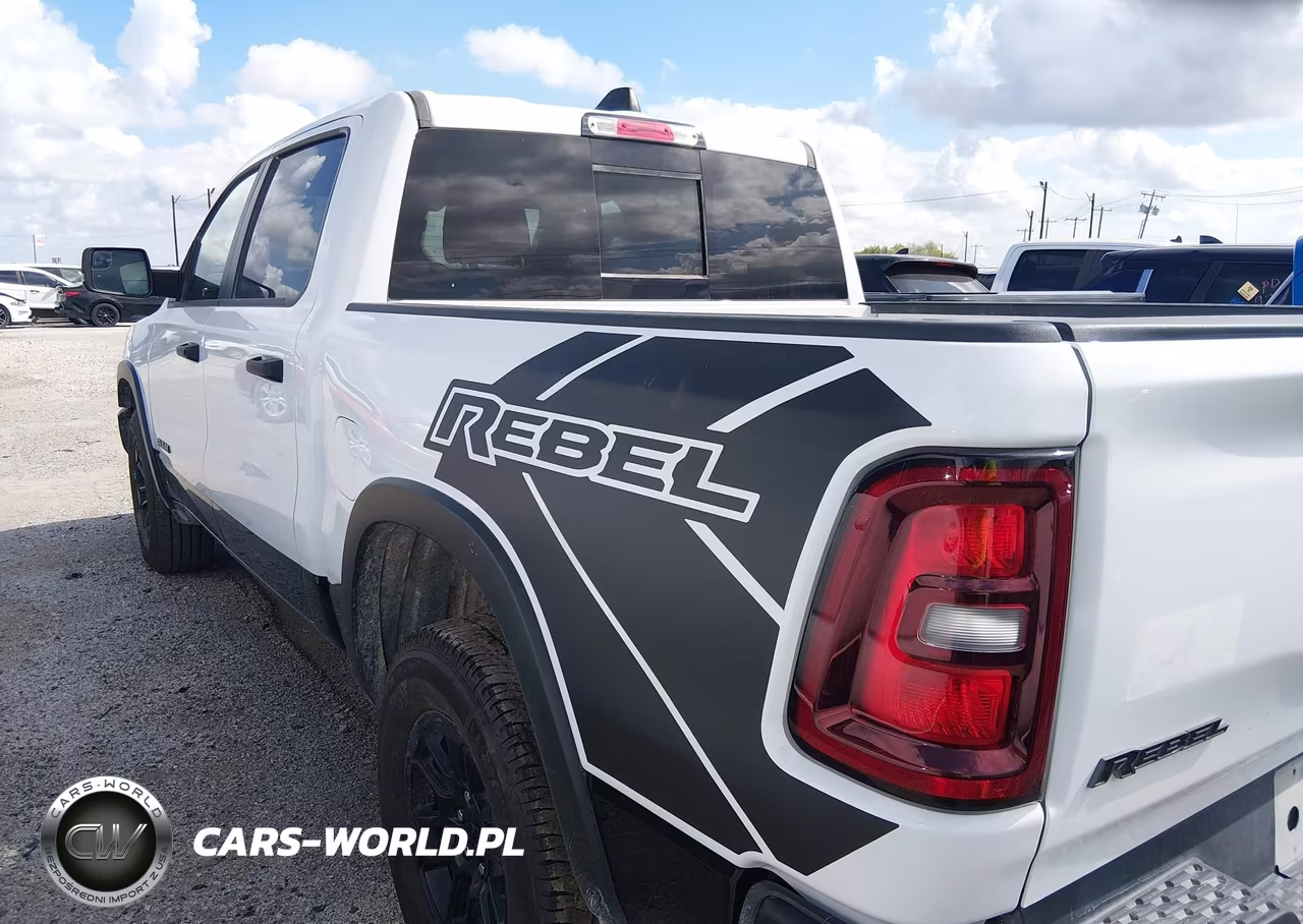 2025 Ram 1500 Rebel 4X4 5'7 Box VIN:1C6SRFLP6SN570401 - 14