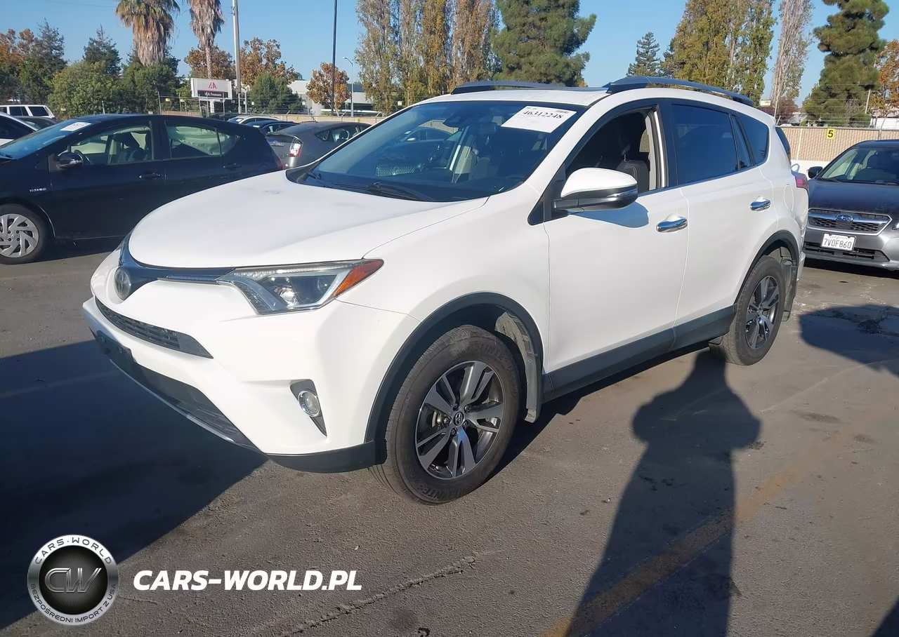 2017 Toyota Rav4 Xle VIN:JTMWFREV4HJ705195 - 2