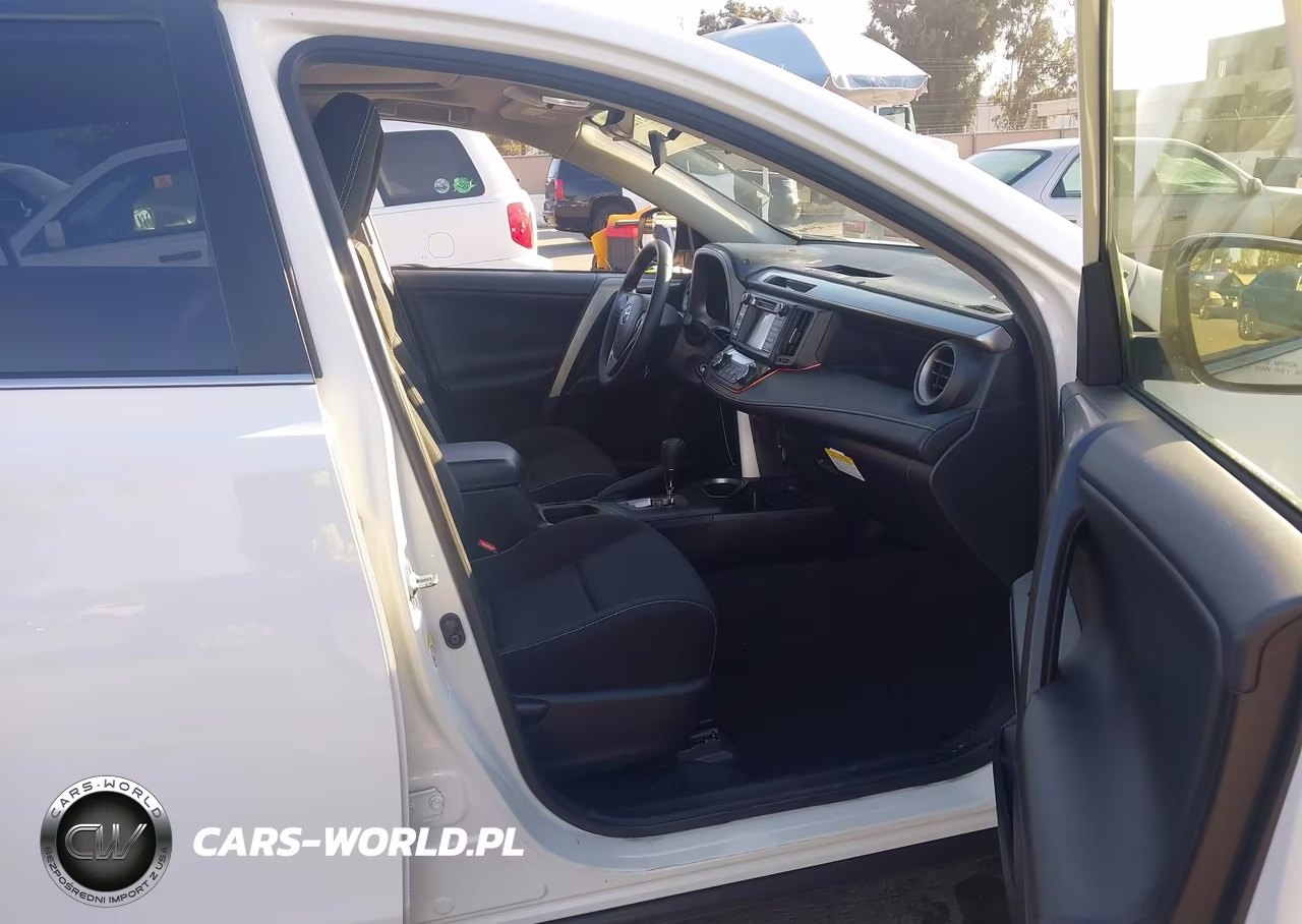 2017 Toyota Rav4 Xle VIN:JTMWFREV4HJ705195 - 5