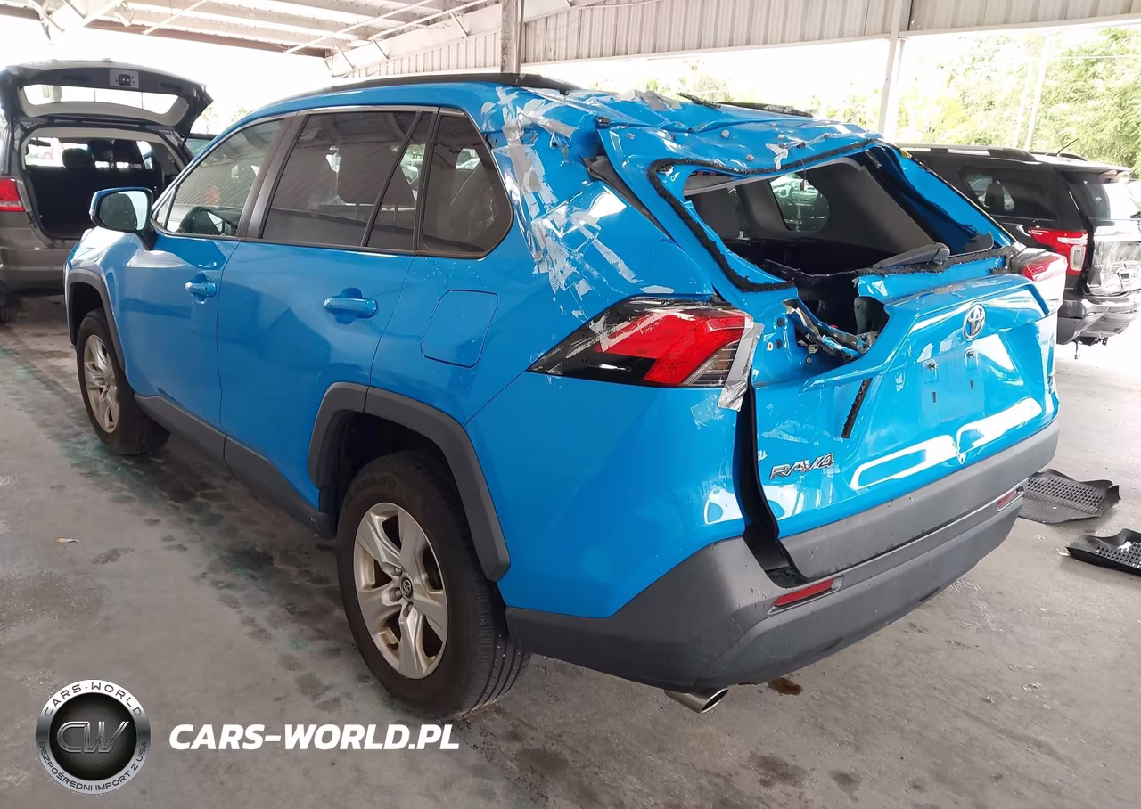 2020 Toyota Rav4 Xle VIN:2T3P1RFV4LC107542 - 3
