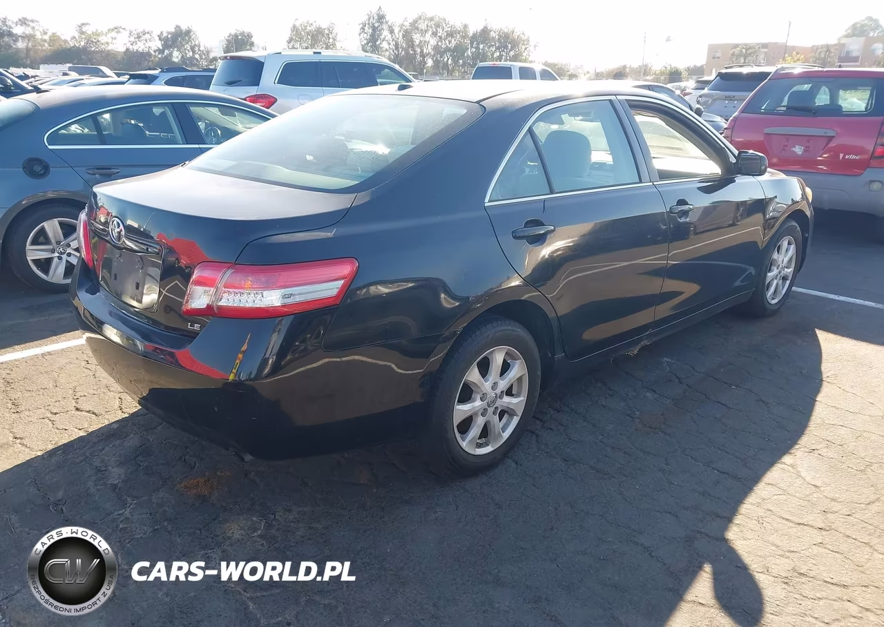 2010 Toyota Camry Le VIN:4T1BF3EK0AU073667 - 4