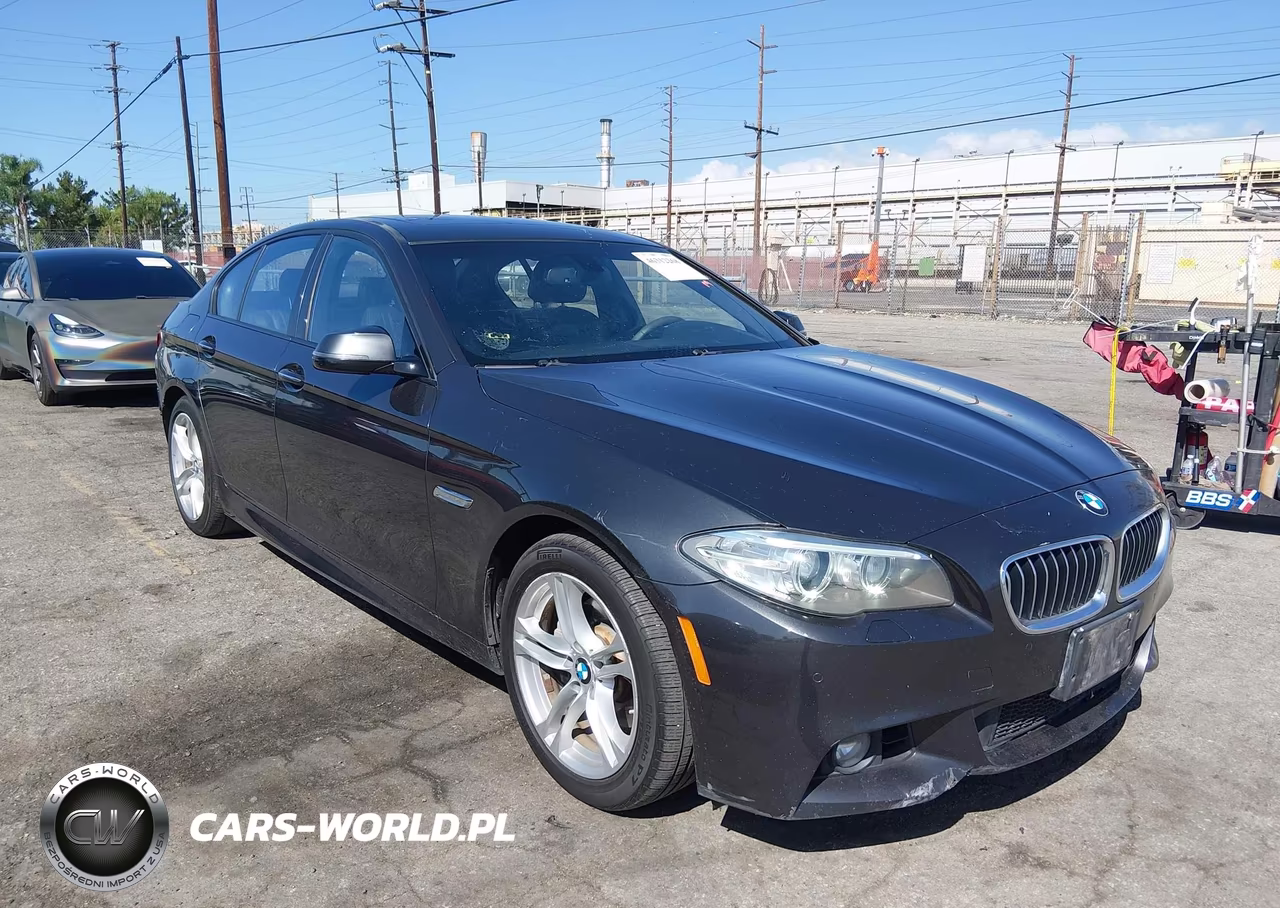 2015 BMW 528I