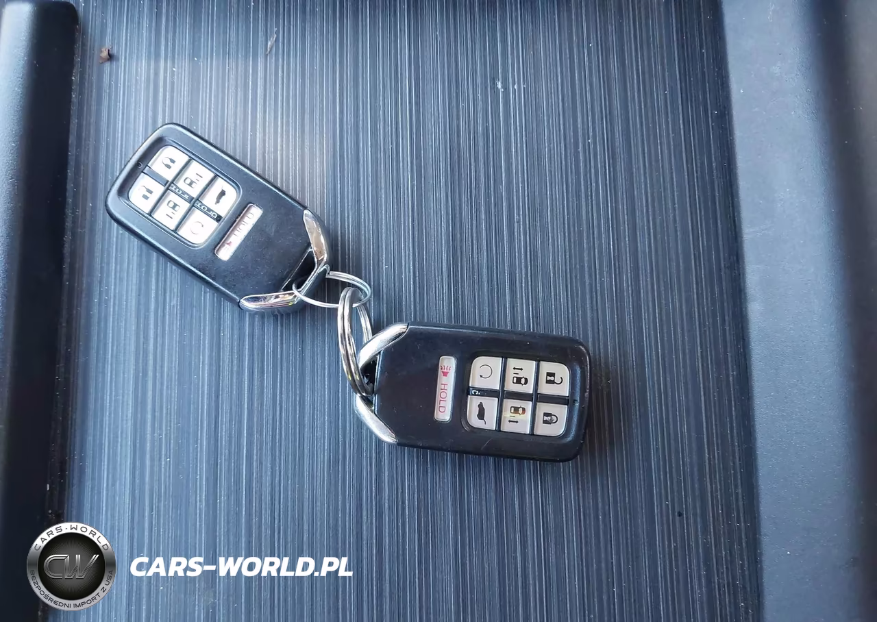 2019 Honda Odyssey Elite VIN:5FNRL6H93KB002978 - 11