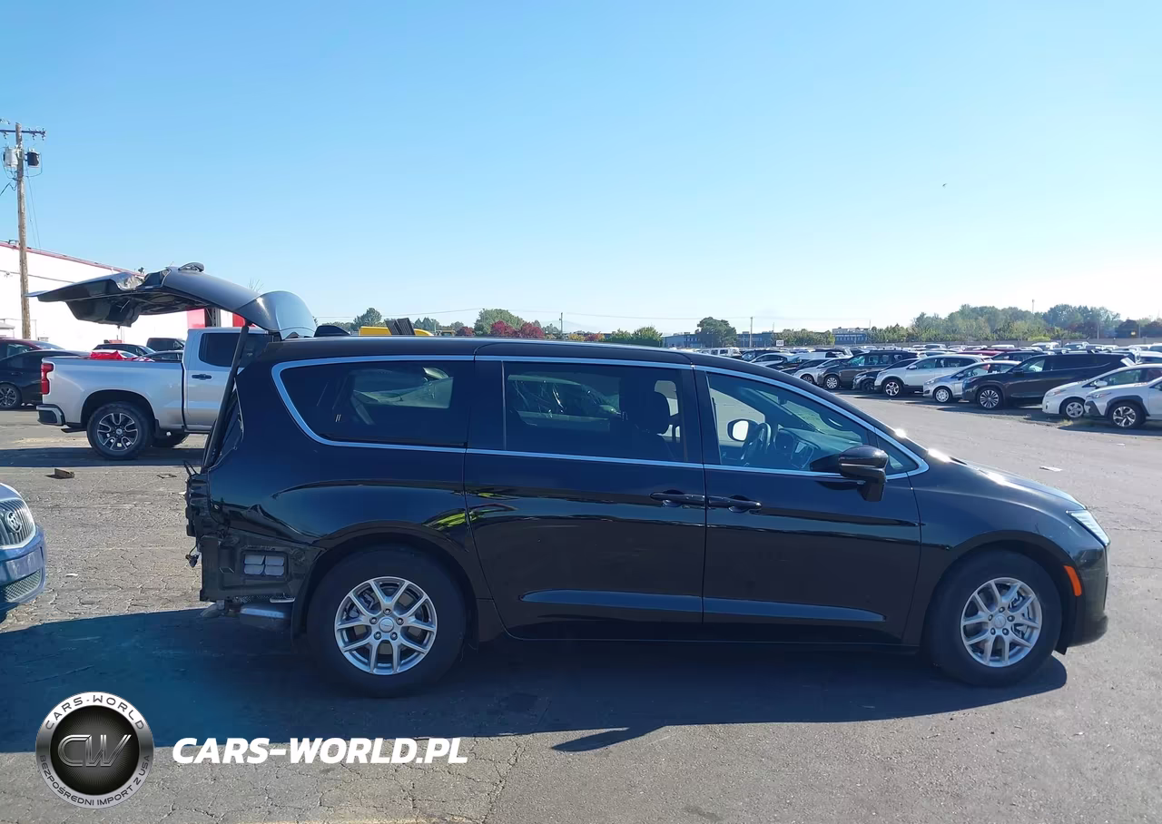 2027 Chrysler Pacifica VIN:2C4RC1BGXVR576142 - 14
