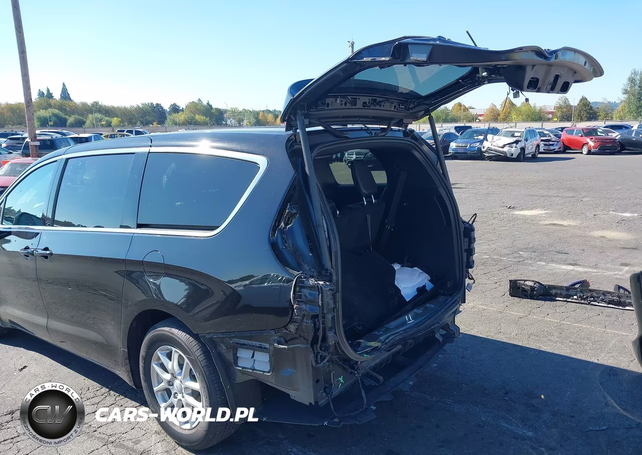 2027 Chrysler Pacifica VIN:2C4RC1BGXVR576142 - 6