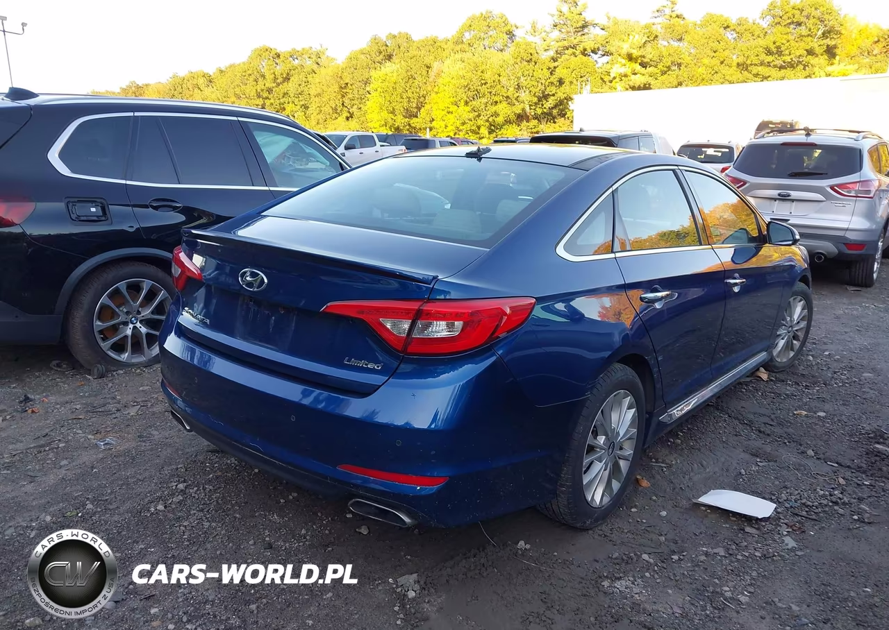 2015 Hyundai Sonata Limited VIN:5NPE34AF4FH031190 - 4