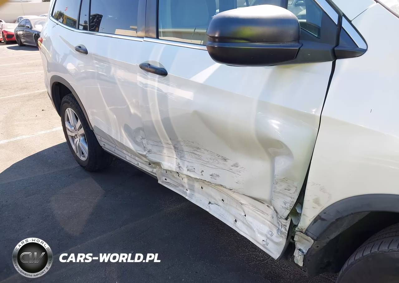 2018 Honda Pilot Lx VIN:5FNYF5H11JB019221 - 6