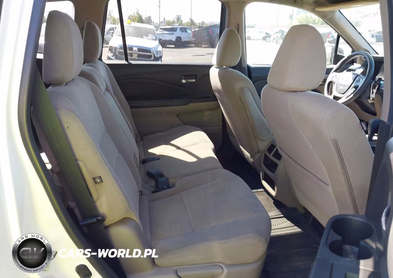 2018 Honda Pilot Lx VIN:5FNYF5H11JB019221 - 8