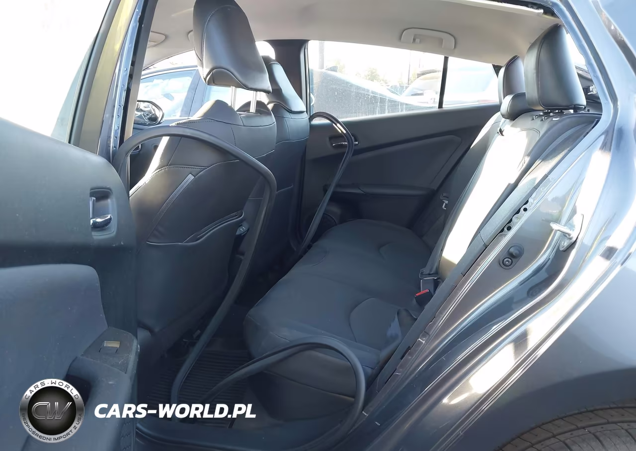 2022 Toyota Prius Xle VIN:JTDKAMFU1N3181381 - 8