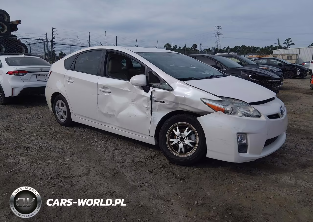 2011 Toyota Prius Three