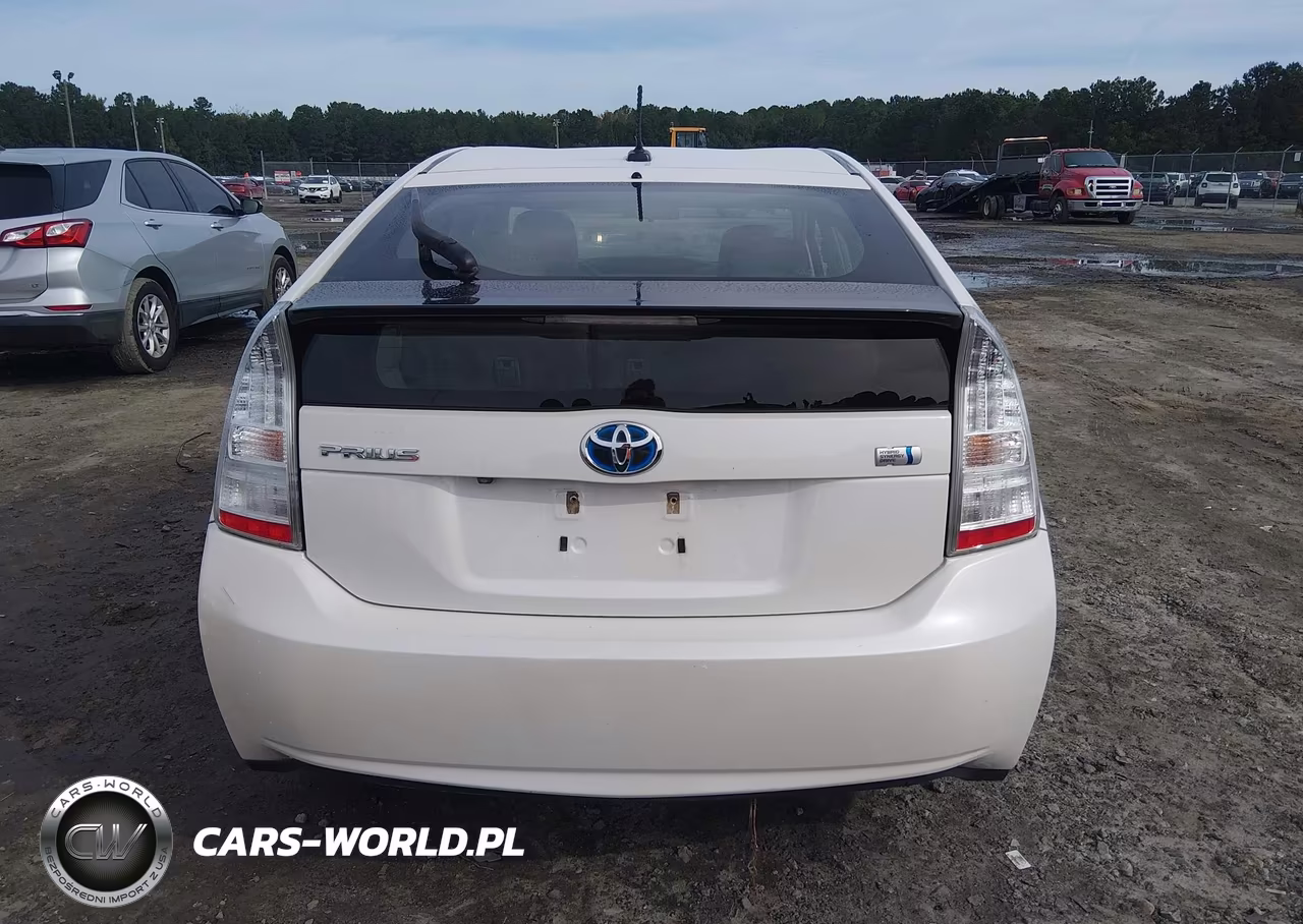 2011 Toyota Prius Three VIN:JTDKN3DU0B5322653 - 17