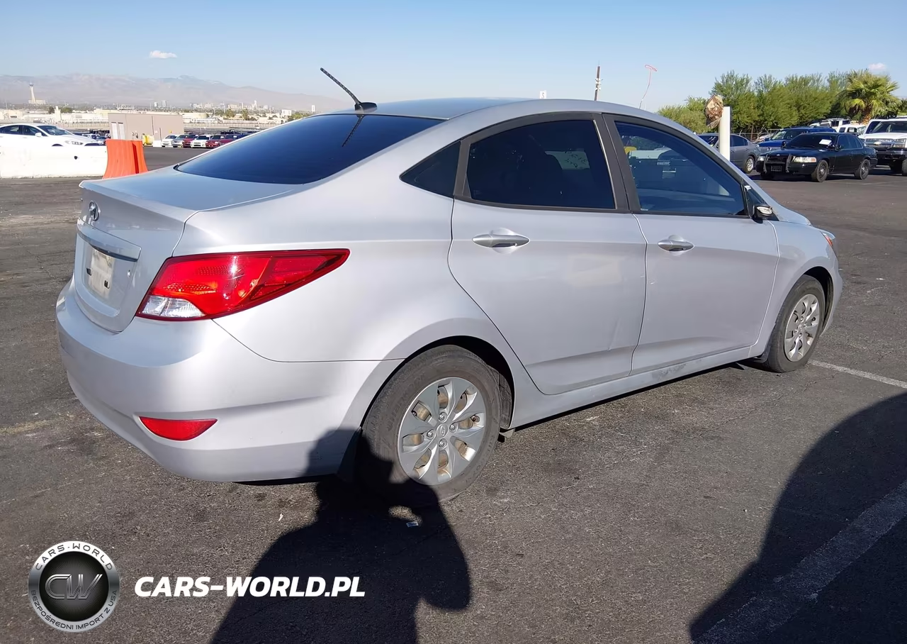 2017 Hyundai Accent Se VIN:KMHCT4AE3HU343326 - 4