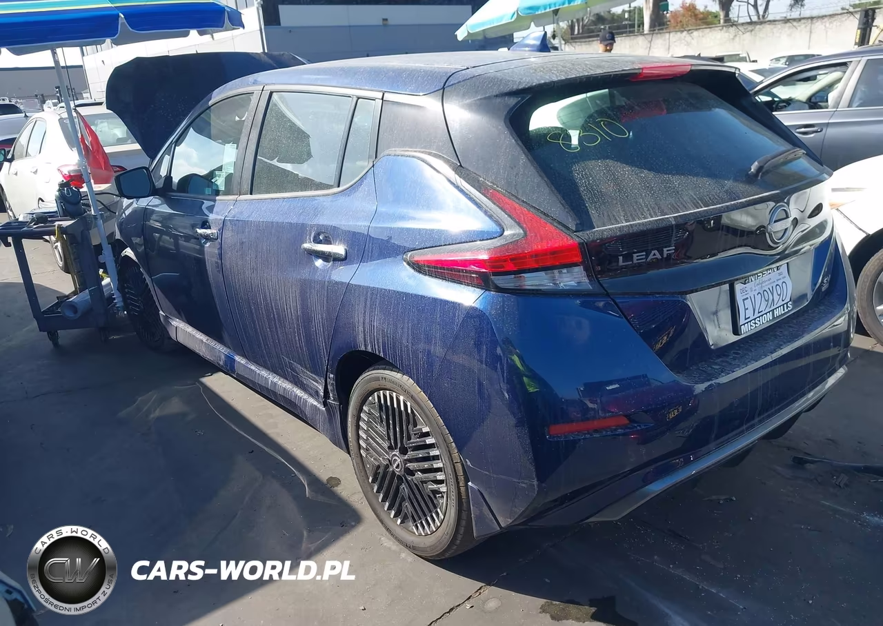 2023 Nissan Leaf Sv Plus 60 Kwh VIN:1N4CZ1CV2PC552100 - 3