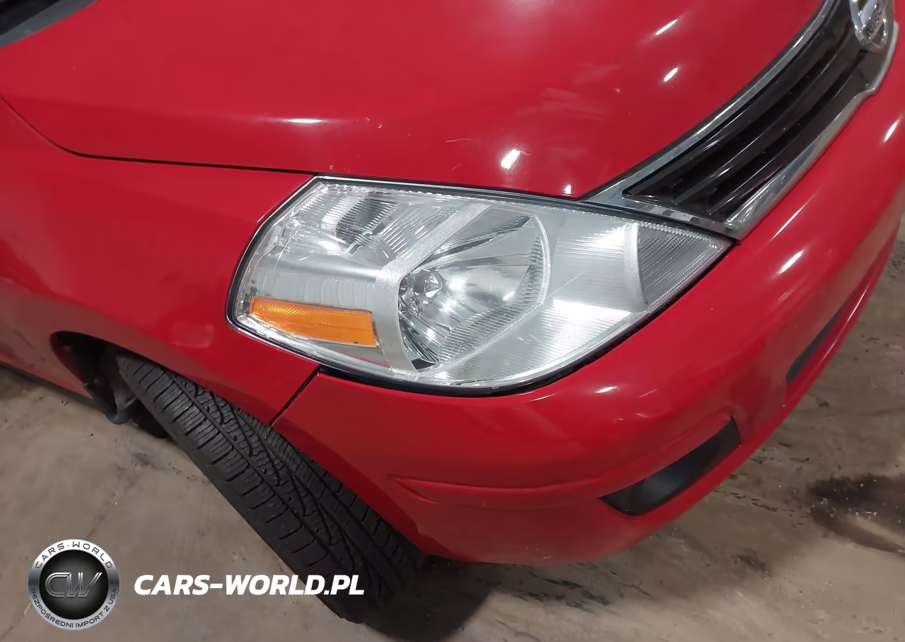 2010 Nissan Versa 1.8S VIN:3N1BC1CP3AL467581 - 6