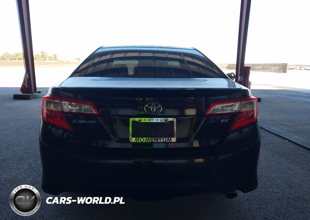 2014 Toyota Camry Se Sport VIN:4T1BF1FK1EU394027 - 17