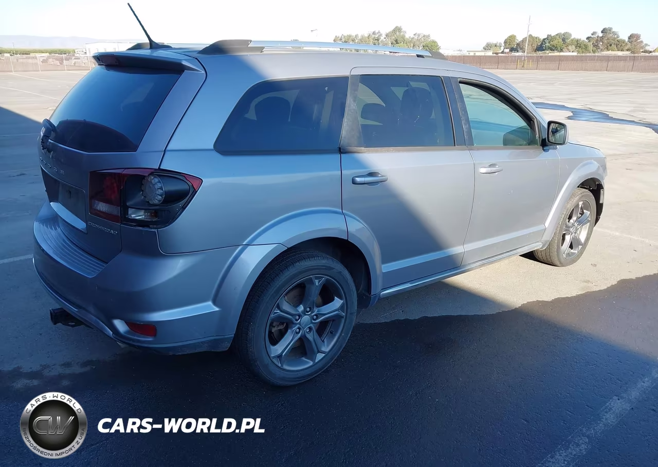 2015 Dodge Journey Crossroad VIN:3C4PDCGG7FT722309 - 4