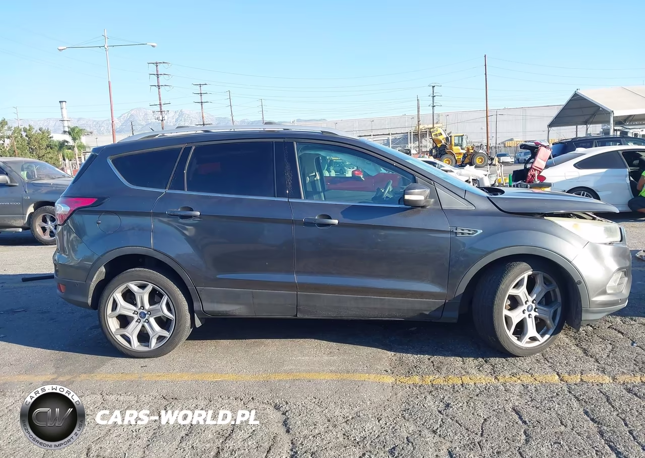2017 Ford Escape Titanium VIN:1FMCU0J99HUD59331 - 13