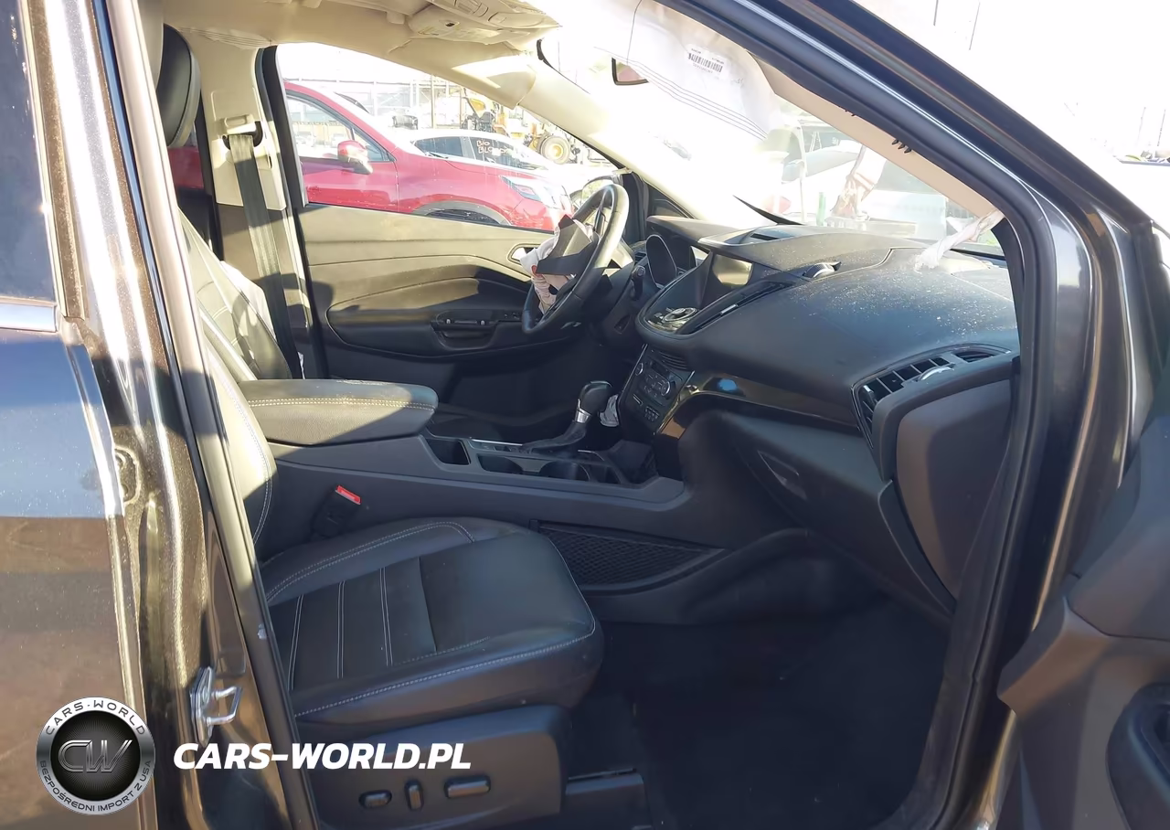 2017 Ford Escape Titanium VIN:1FMCU0J99HUD59331 - 5