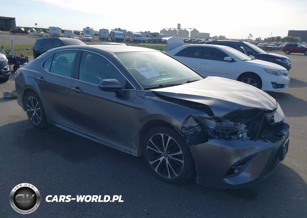 2019 Toyota Camry Se – zdjęcie 1 z 17